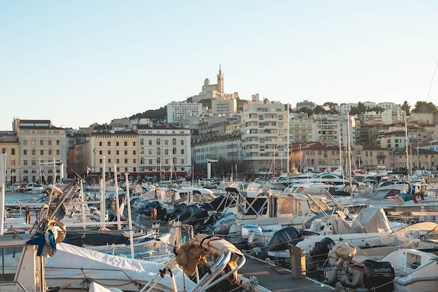 Brocante à Marseille : où chiner dans la cité phocéenne ?
