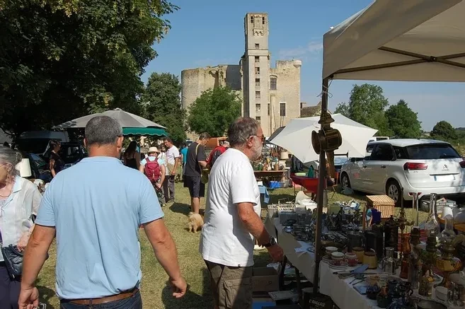 Brocante de sagonne