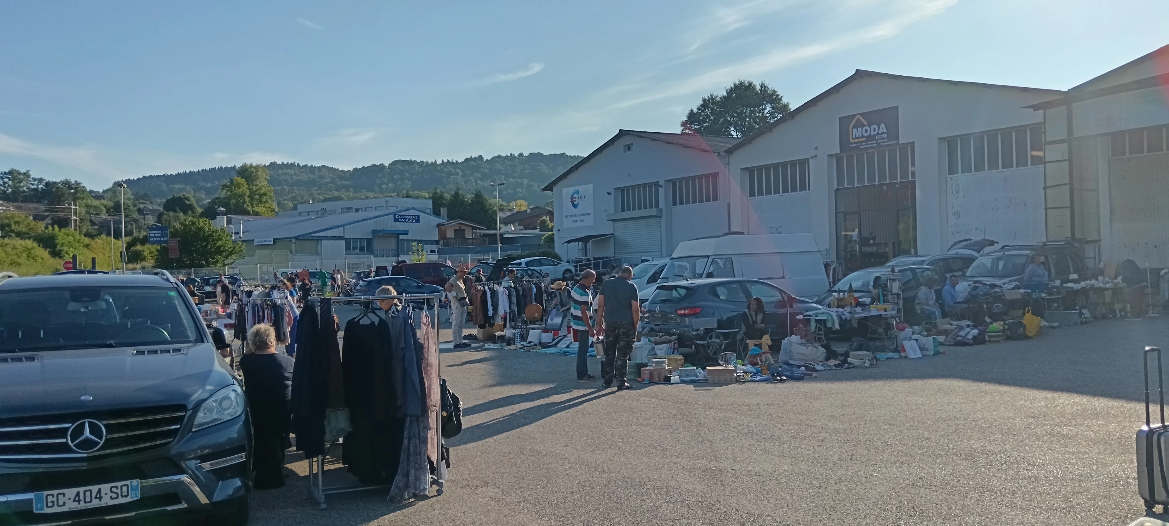 Vide grenier brocante
