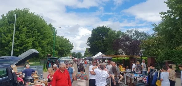 Vide grenier de jaulges