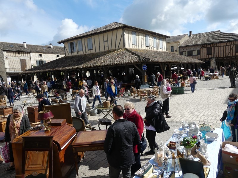 Marché aux puces -  brocante