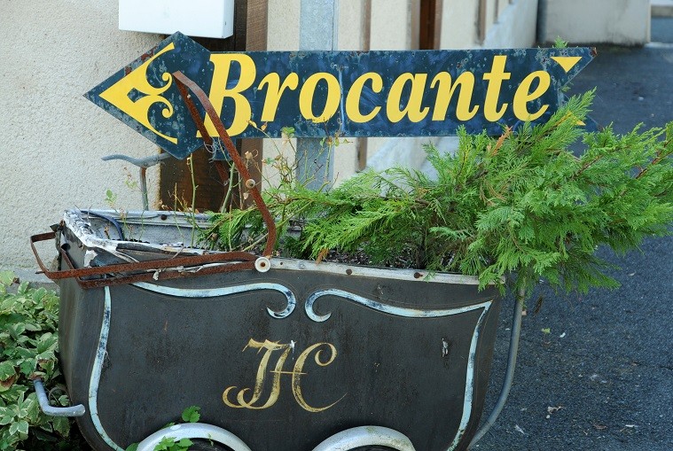 Brocante de mareuil-sur-auron