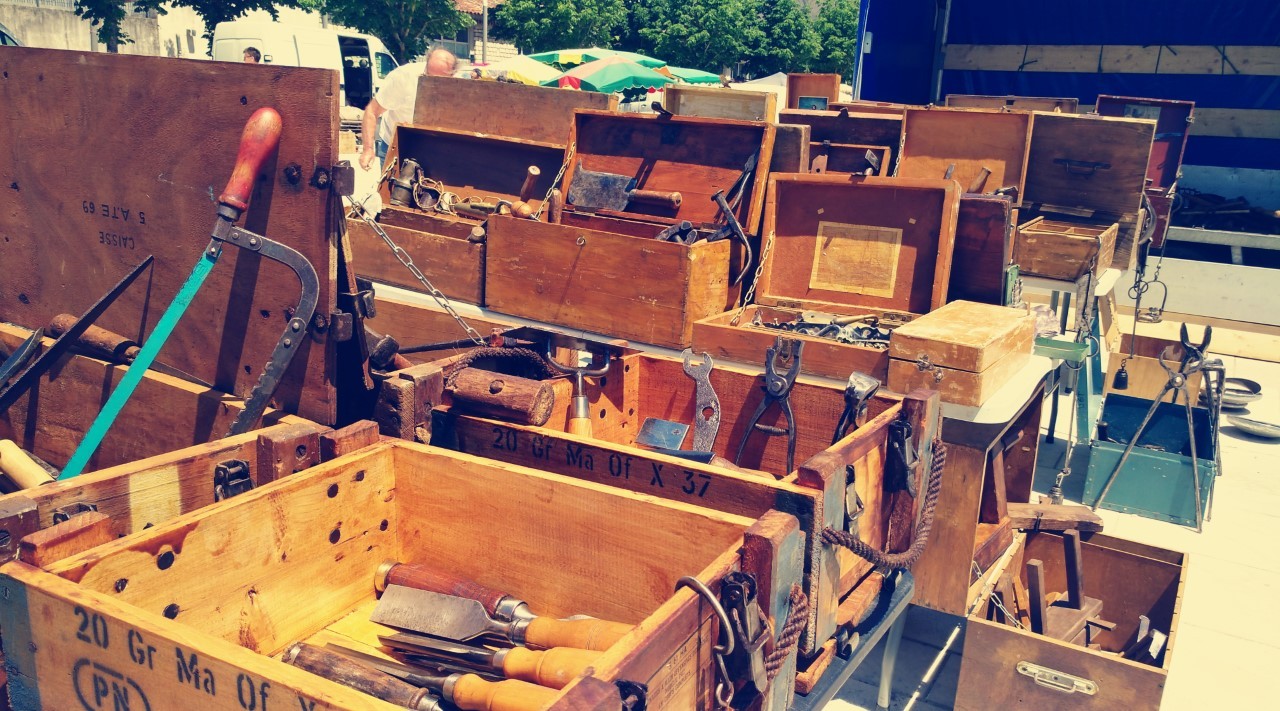 Vide-greniers à sainte-alauzie