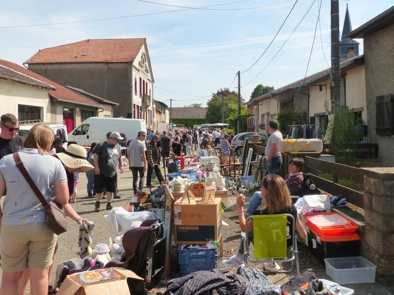 Brocante du lundi de pentecôte