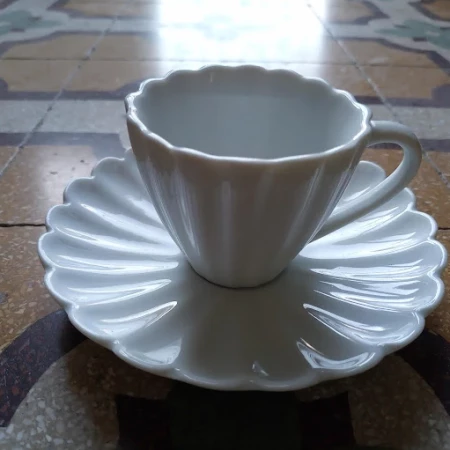 4 tasses en céramique "fleur"