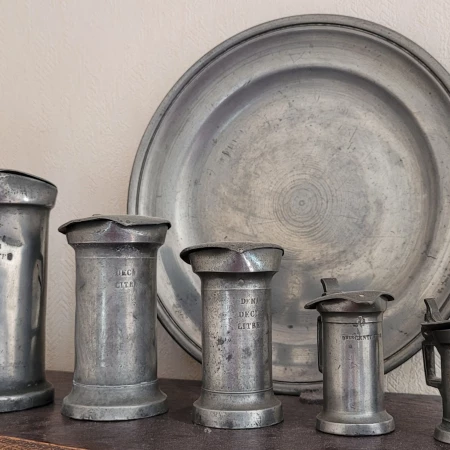 Ensemble pots en étain