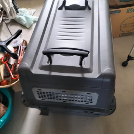 Caisse de transport pour chien 25-30 kg max